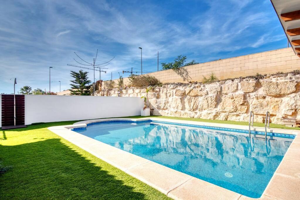 Beautiful Villa Private Pool & Jacuzzi With Panoramic Views Mutxamel Exterior photo